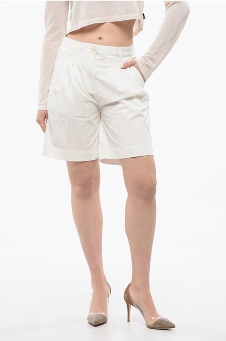 Dubbel geplooide stretch shorts in wit - Image 1
