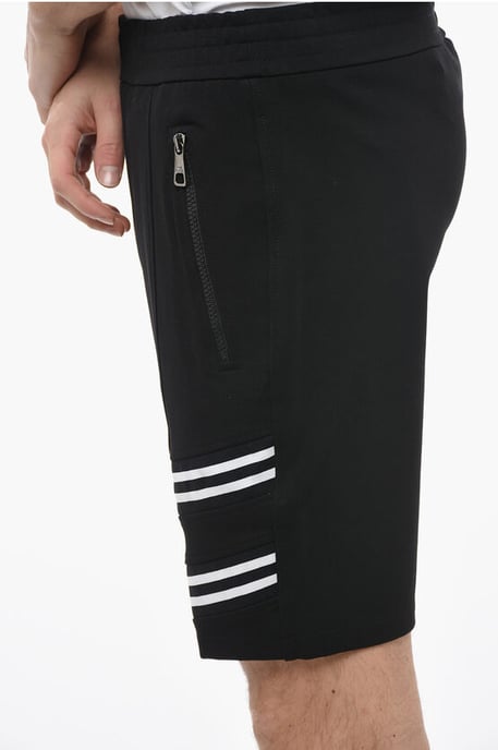 Lage taille losse VARSITY shorts met elastische inzetstukken in zwart - Image 3