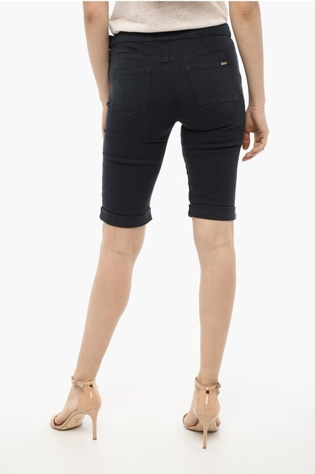 Shorts met omslag en gouden sluiting in blauw - Image 2