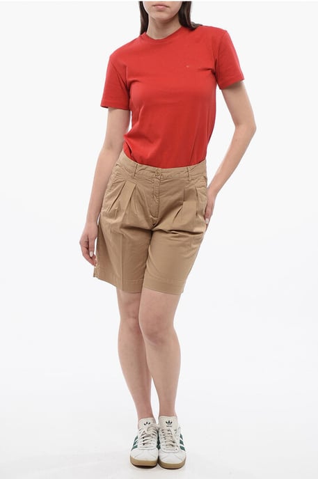 Dubbelgeplooide stretchkatoenen shorts met riemlussen in beige - Image 4