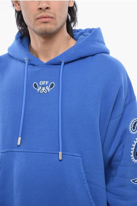 Geborduurde geborstelde katoenen BANDANA ARROW hoodie in blauw - Image 3