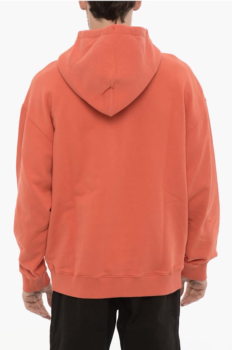 Katoenen OPTICAL CROSS Hoodie met opgestikte zak in rood - Image 2