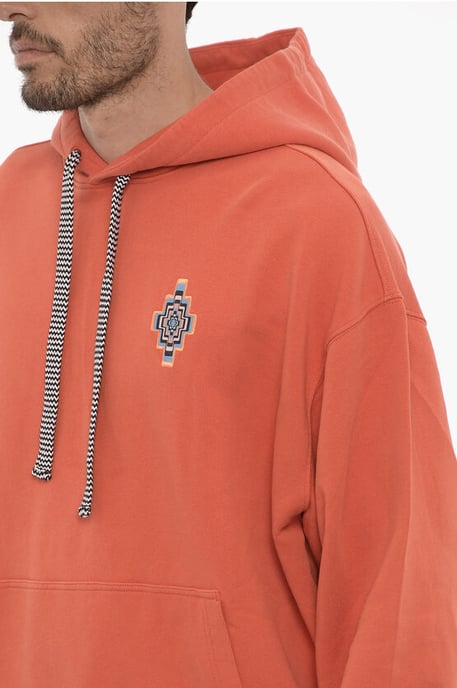 Katoenen OPTICAL CROSS Hoodie met opgestikte zak in rood - Image 3