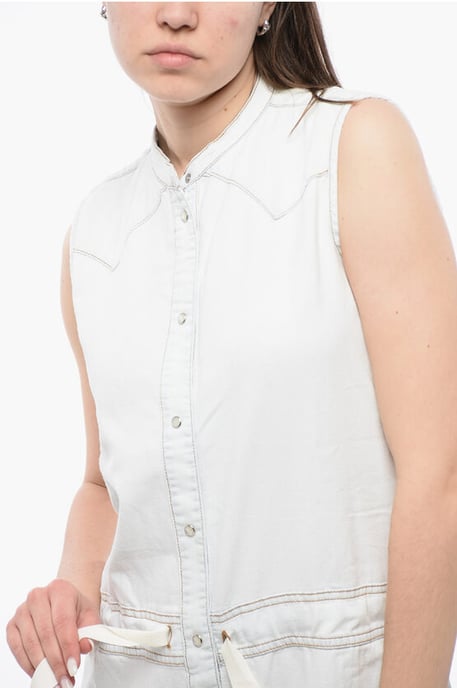 Mouwloze denim jumpsuit met trekkoord in de taille in wit - Image 3