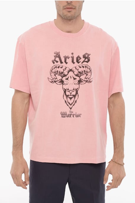 Bedrukt ARIES THE WARRIOR T-shirt met ronde hals in roze - Image 1