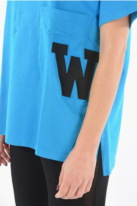 Maxi-T-shirt met ronde hals en monogrampatch in blauw - Image 3