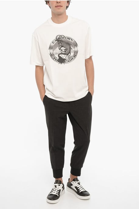 Bedrukt T-shirt met ronde hals van CAPRICORN THE LEADER in het wit - Image 4