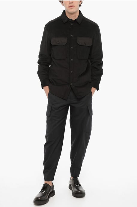 Corduroy overshirt met gewatteerde inzet aan de achterkant in zwart - Image 4