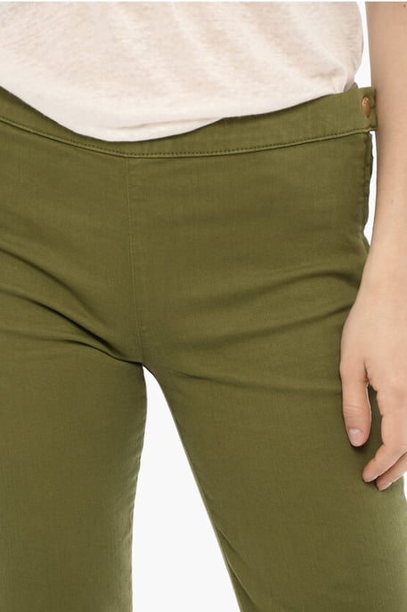 Shorts met omslag en gouden sluiting in groen - Image 3