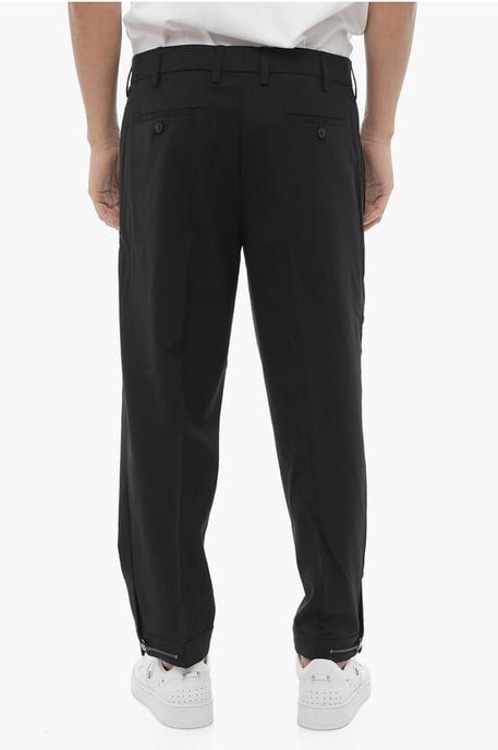 Effen kleur slim fit chino broek met verstelbare enkel in zwart - Image 2