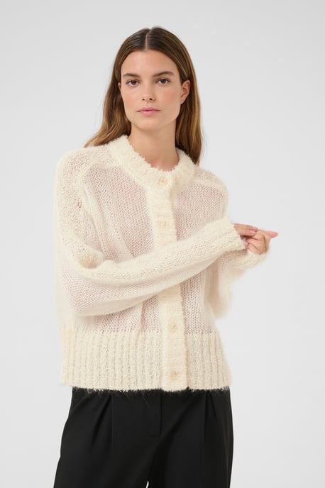 Vest Feminine cream - Image 3