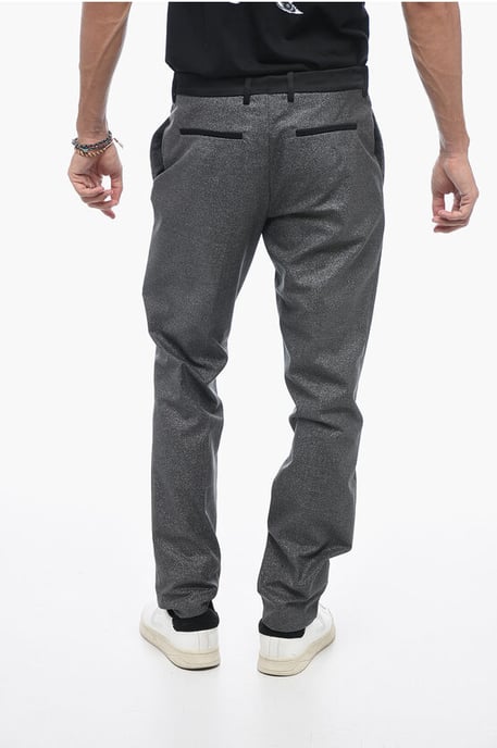 Glinsterende broek met satijnen details in zilver - Image 3