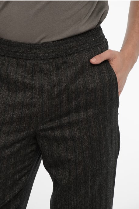 Slim fit casual broek van maagdelijke wol in grijs - Image 3