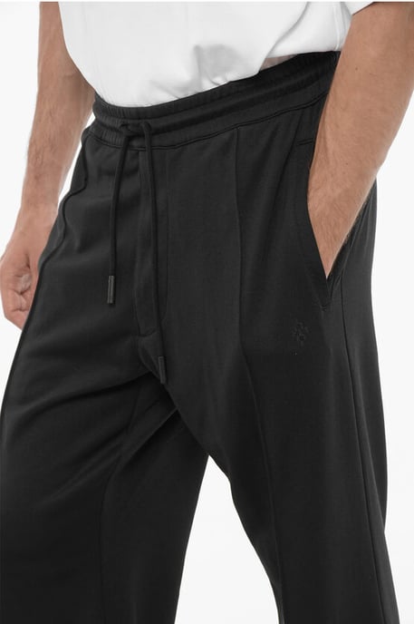 Wijde trainingsbroek met trekkoord in de taille in zwart - Image 3