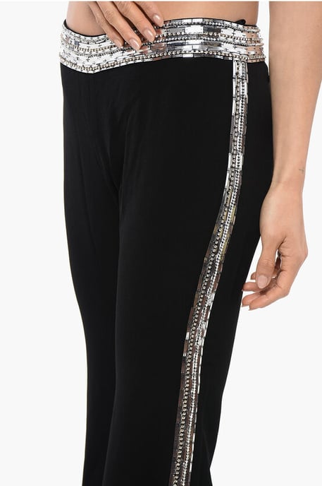 Flare-fit broek met pailletten aan de zijkanten in zwart - Image 2