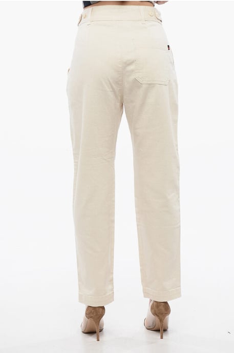 Enkelvoudig geplooide Mom Fit Denim met riemlussen 14 cm in wit - Image 2