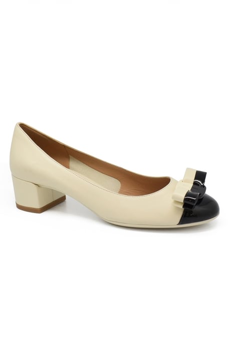 Salvatore Ferragamo Eva Leathe schaarpen Beige - Image 2