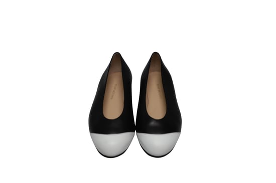 Stuart Weitzman Ballet Flats in Black Leather - Image 1
