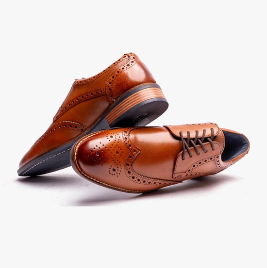 Hush Puppies Dustin Heren Brogue Schoenen Tan - Image 4