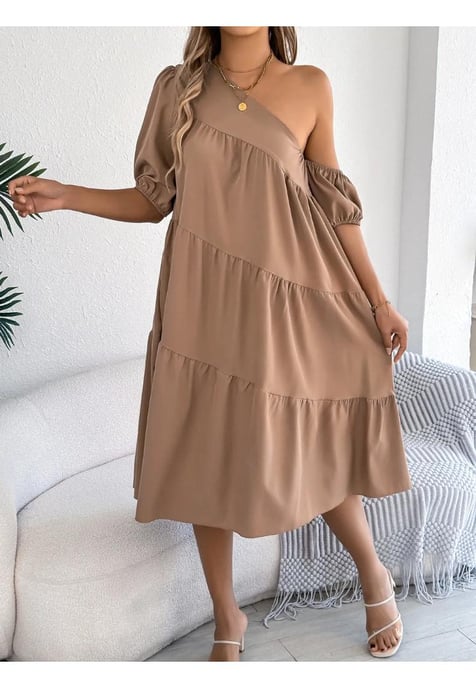 Asymmetrische Gelaagde Jurk Met Enkele Schouder - Image 1
