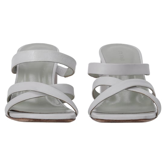 By Far Cross-Strap Slip-On Hakken in Witte Leer - Image 3