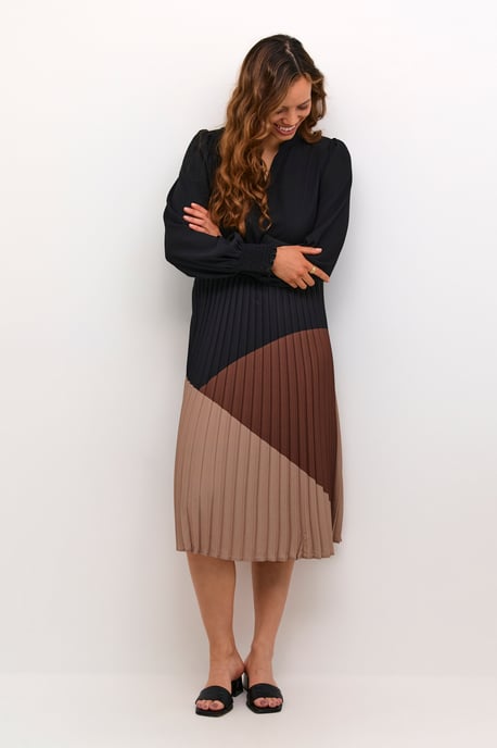 Jurk Feminine - Image 1