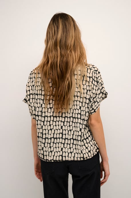 Blouse met korte mouwen Relaxed fit Black_Sand Graphic Dot black - Image 3