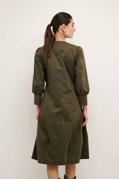 Jurk Feminine Burnt Olive - Image 5