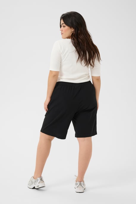 Short Loose fit Black - Image 2