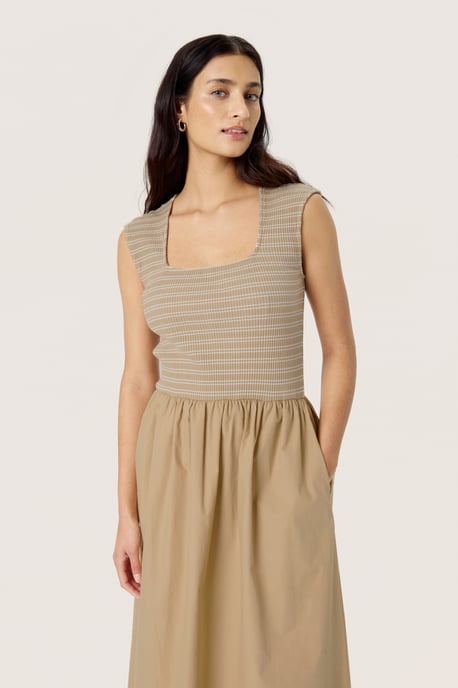Jersey jurk Feminine beige - Image 3