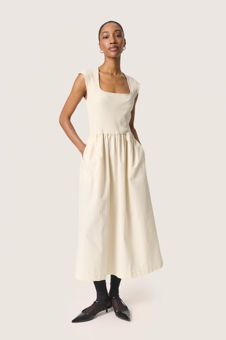 Jersey jurk Feminine beige - Image 1