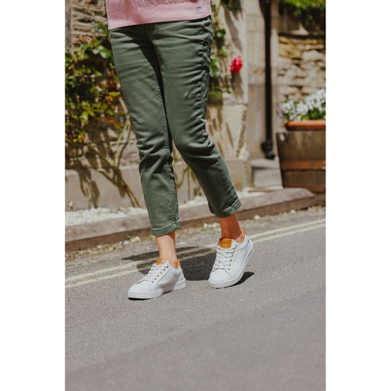 Cotswold Radcot Dames Sneakers Van Wit Leer - Image 6