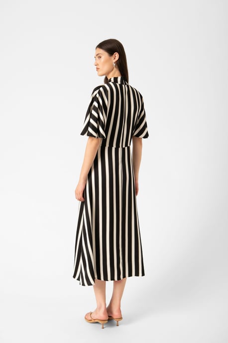 Jurk SLClero Feminine white black - Image 2