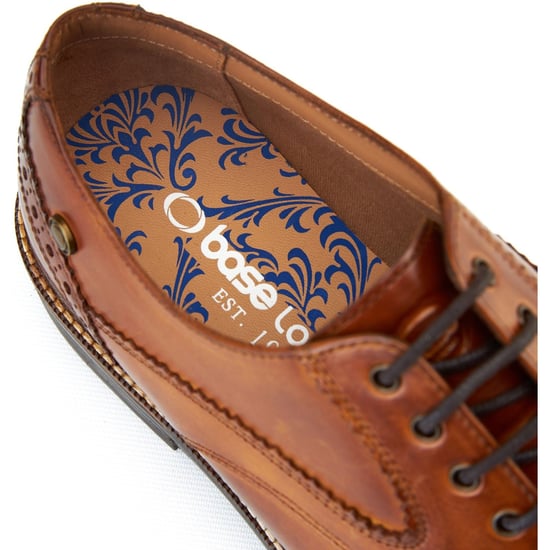 Base London York Leren Heren Brogue Schoenen in Geverfde Tan - Image 6