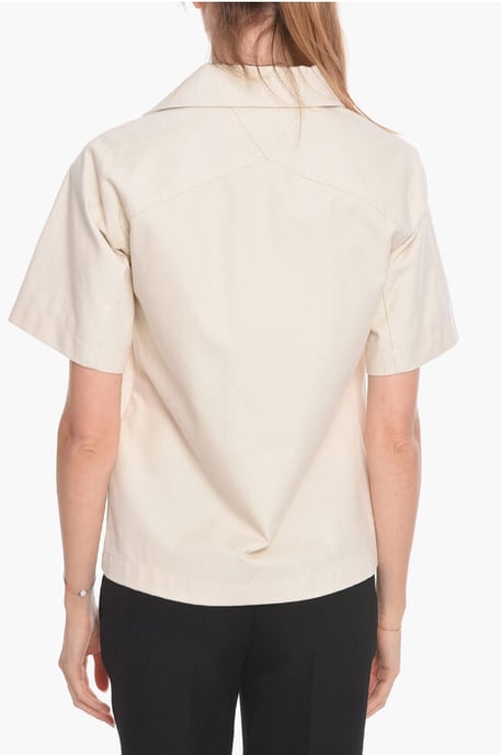 Blouse van katoen met korte mouwen en verborgen knopen in wit - Image 2