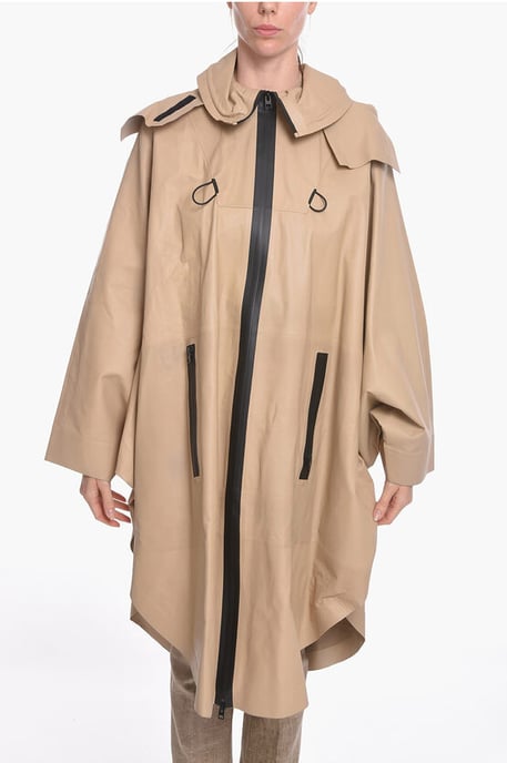 Regenjas van leer met vleermuismouwen in beige - Image 1