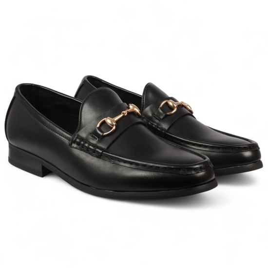 Zwarte loafers voor heren met gouden gesp en handige instappers - Image 2