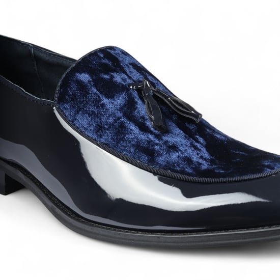 Herenschoenen in marineblauw met fluwelen kwastjes en formele lakschoenen - Image 5