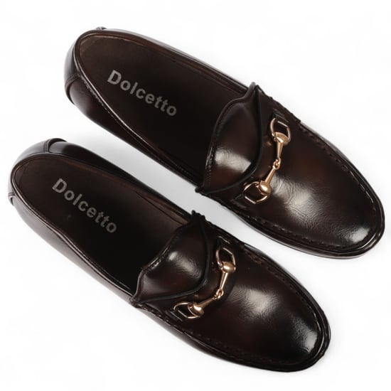 Bruine loafers voor heren met gouden gesp en handige instappers - Image 5