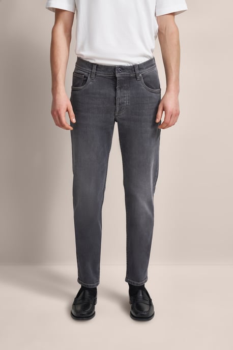 Bugatti Herren Jeans met subtiele wassing - Image 1