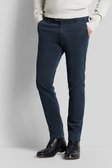 Bugatti Herren Een chino met een nauwsluitende pasvorm - Image 1