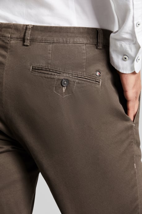 Bugatti Herren Chino-broek met een licht gebruikte look - Image 5