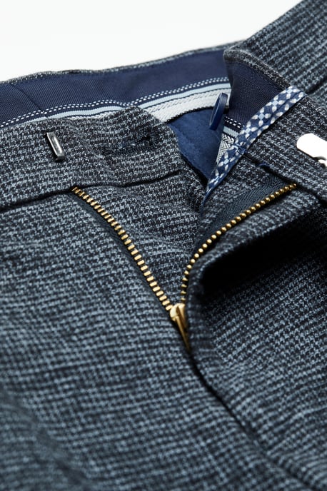 Bugatti Herren Chino in een comfortabele moderne pasvorm - Image 2