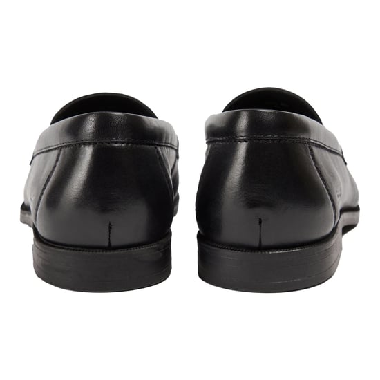 Pod Islay Meisjes Zwarte Leren Mocassins - Image 2