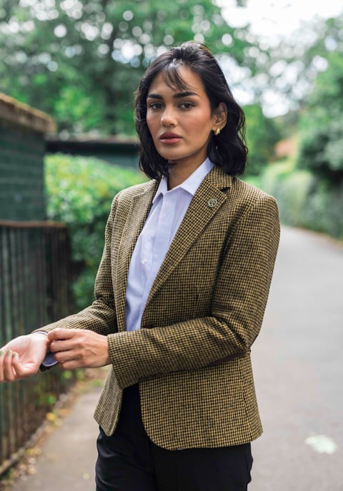 Dames getailleerde bruine pied-de-poule wolmix tweed blazer - Image 2