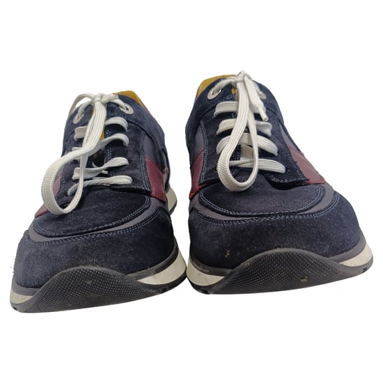 Louis Vuitton Miles Veter Sneakers in Multicolor Suède en Leer - Image 2