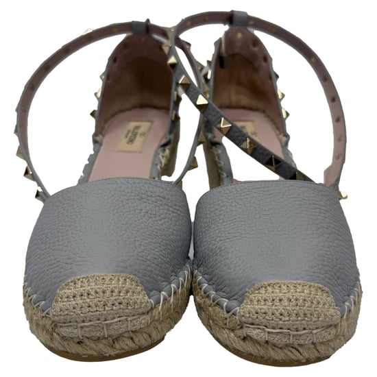 Valentino Rockstud Enkelsluiting Espadrille Wedge Pumps in Grijs Leer - Image 2