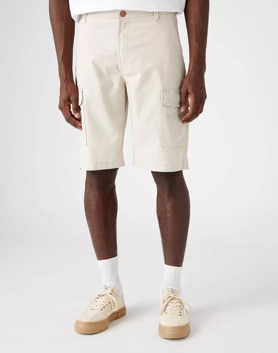 Wrangler - CASEY CARGO SHORTS PUMICE STONE - Image 1