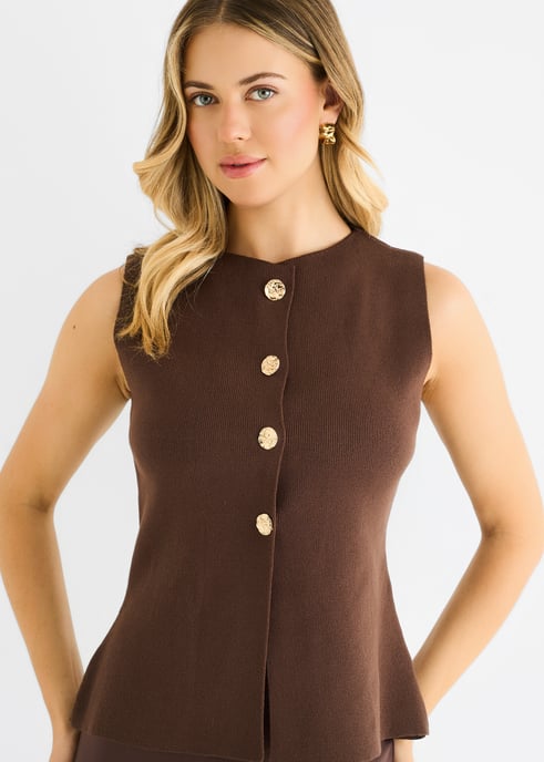 Chocoladebruin vest met knopen aan de voorkant en compacte brei - Image 2