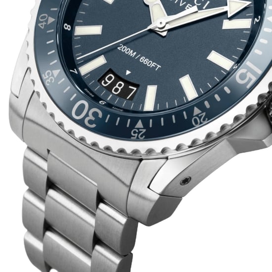 Gucci YA136203 Heren Duikhorloge met Blauwe Wijzerplaat en Roestvrijstalen Armband - Image 3